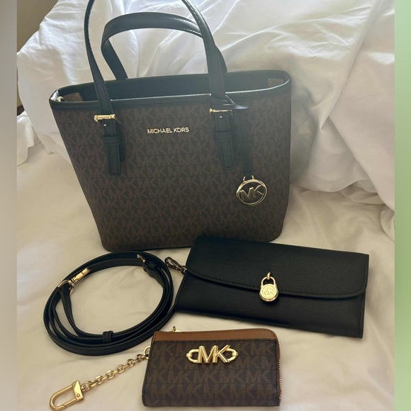 ♥️ Bundle ♥️ - Picture 4 of 4